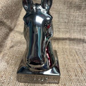 Silver Horse Head bank